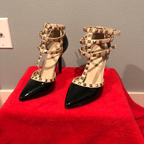 Heels - Picture 1 of 2